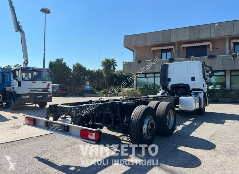 شاحنة Iveco