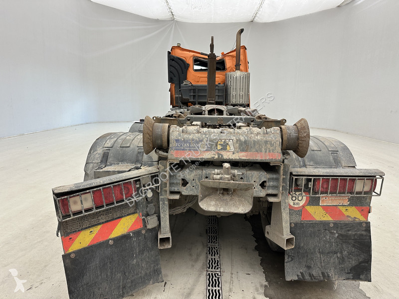 شاحنة Renault K 460 - 8x4