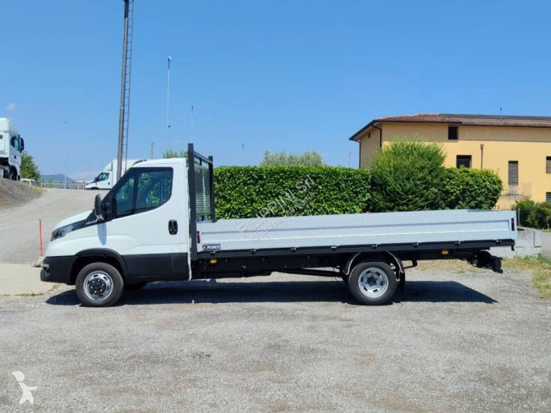 شاحنة Iveco