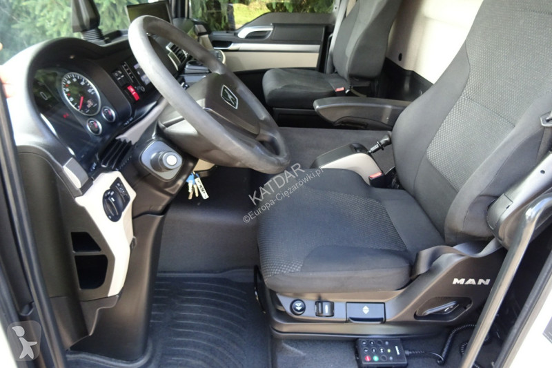 شاحنة MAN TGM 18.290 Euro 6 kontener firanka 20...