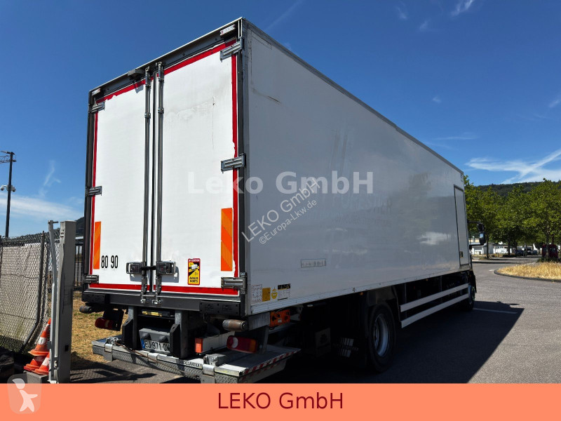 شاحنة Iveco 190E28 Mit Carrier Sp 1150Mt