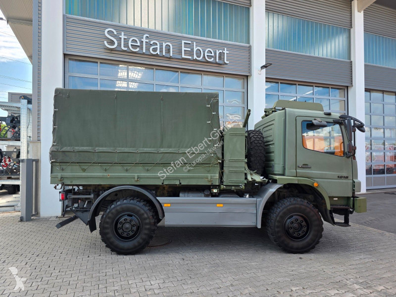 شاحنة Mercedes 1018 A 4x4 Pritsche Plane...