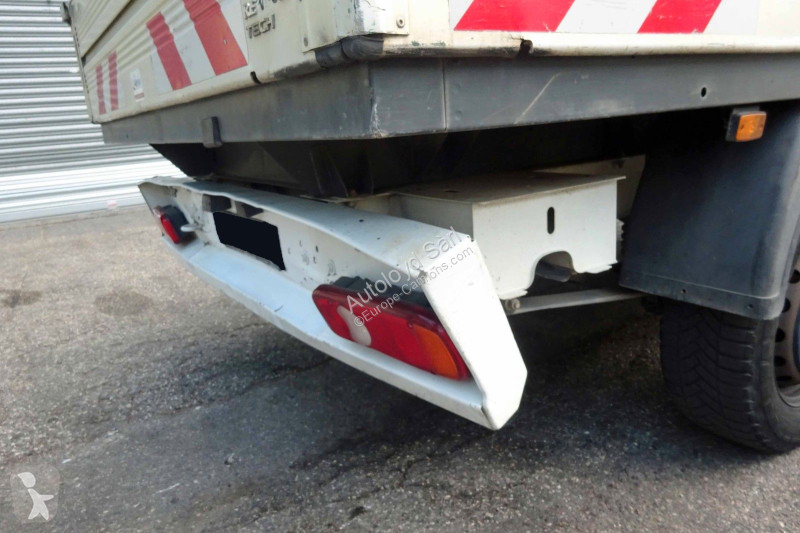 Véhicule utilitaire Renault MASTER PLATEAU 2,3...