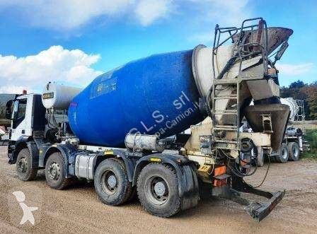 شاحنة Iveco