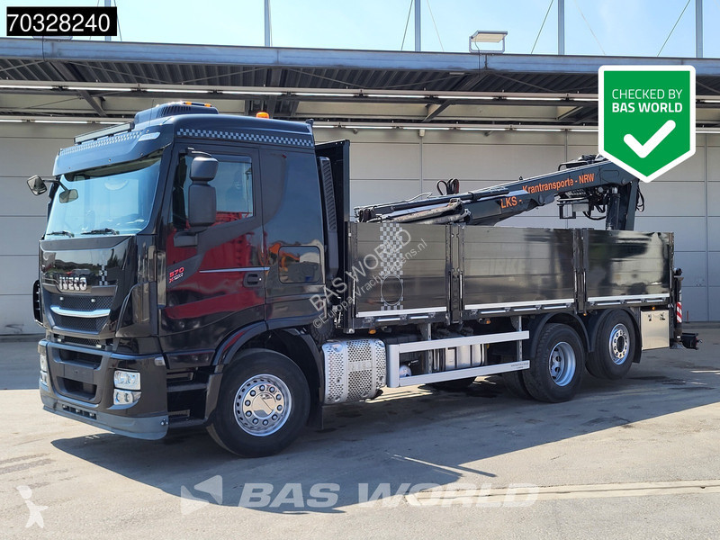 شاحنة Iveco X-Way 570 X-Way 6X2 Fassi F215...