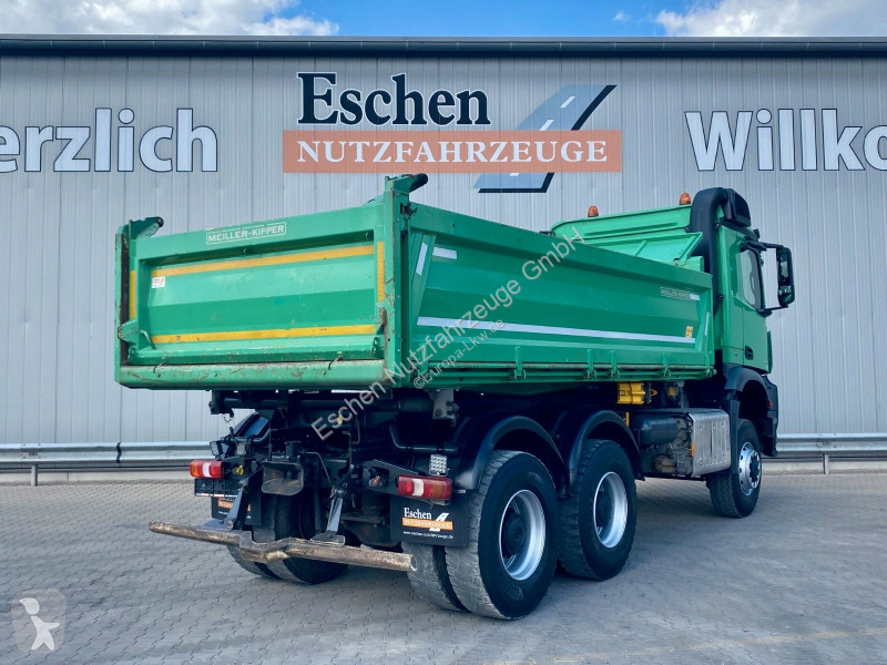 Vrachtwagen Mercedes 3345 6x6 |...