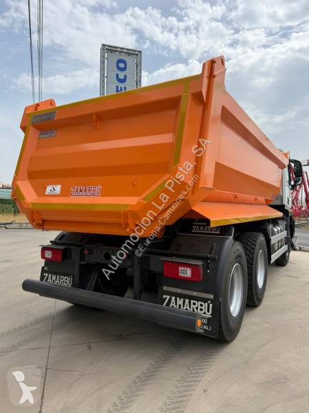 شاحنة Iveco