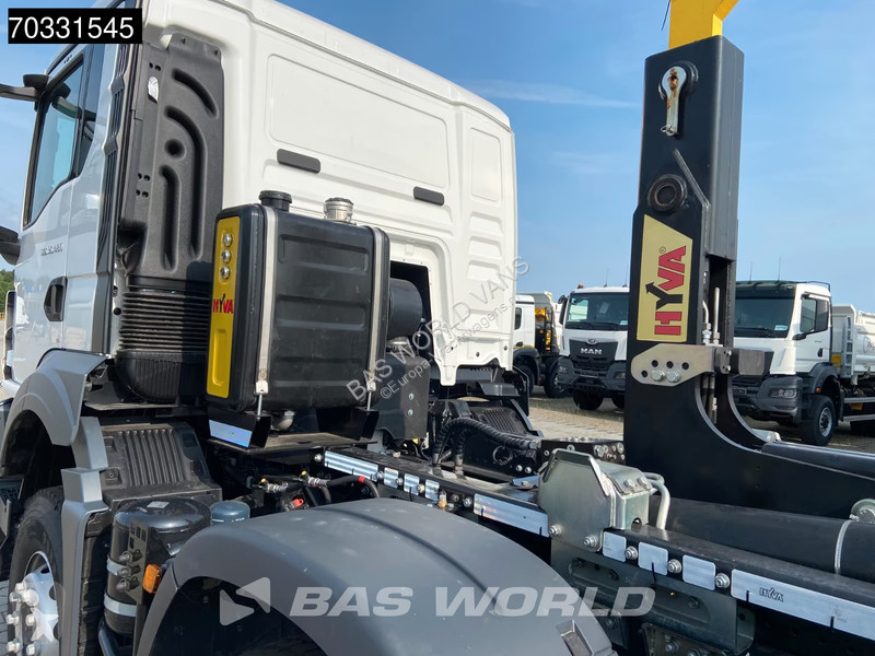 Camion MAN 35.480  8X4 NEW! HYVA...