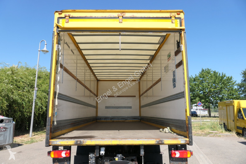 شاحنة Iveco EuroCargo ML 120 E28/P