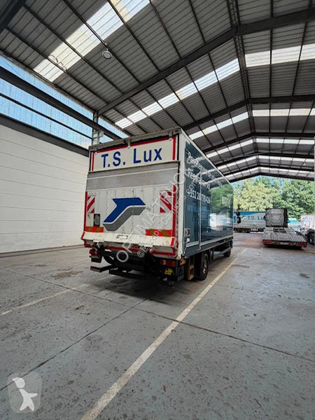 شاحنة DAF 210 255.496Km