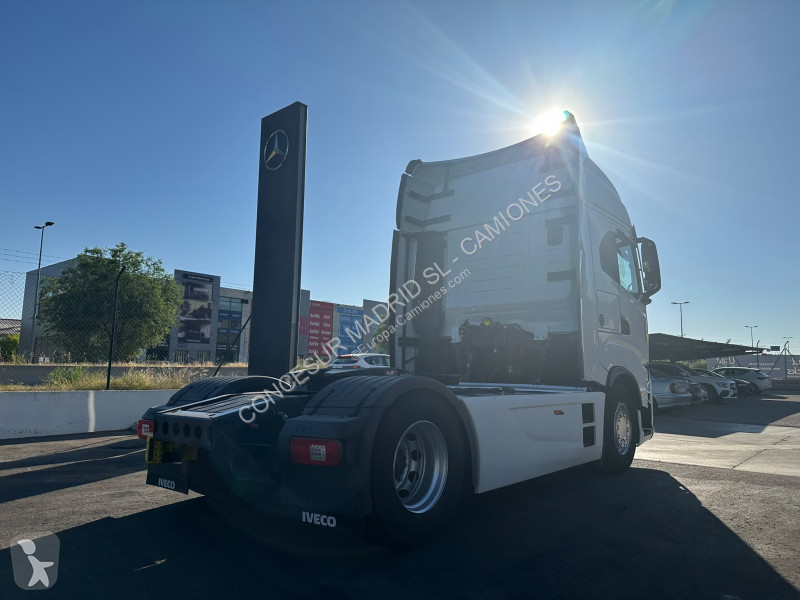 Camión Iveco S-Way AS440STP