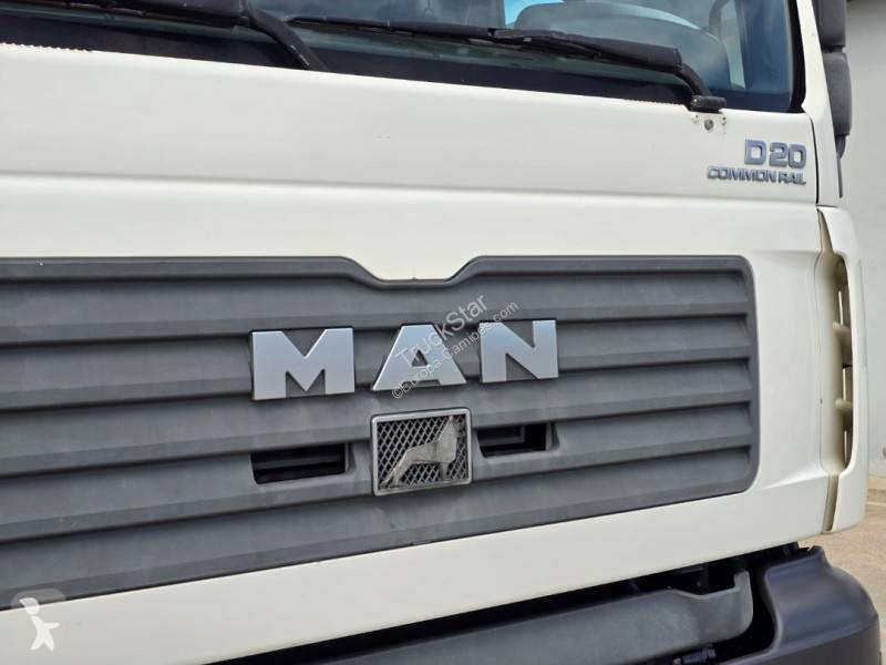 شاحنة MAN