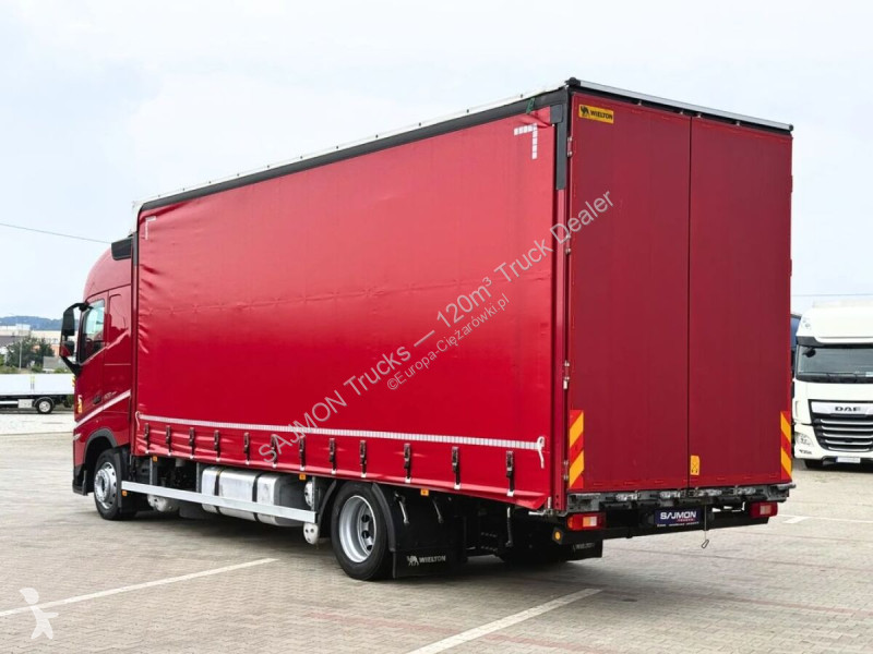 شاحنة Volvo 420 / PRZESTRZENNY 60M3 / 7,75 M /...