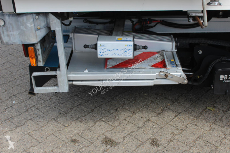 Camión MAN TGM 15.250 E6  TK-T-800+Strom  Tür LBW