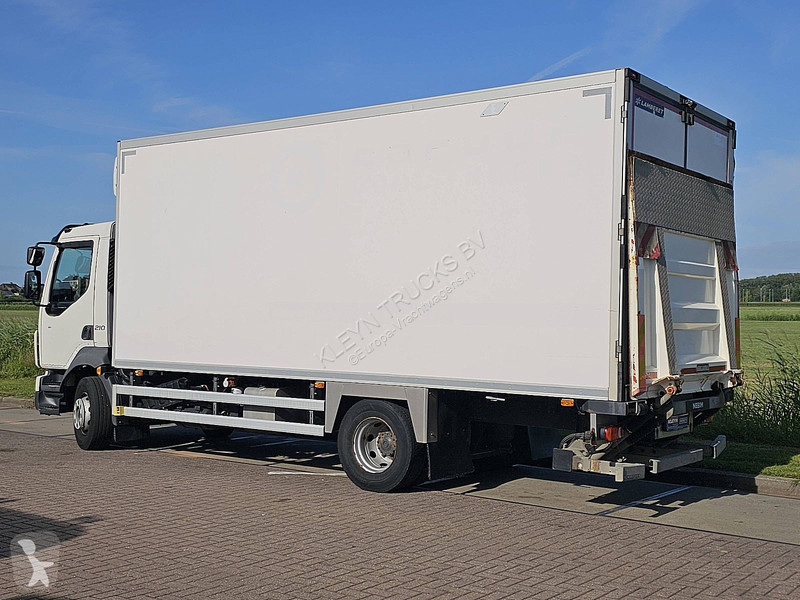 شاحنة Volvo 210.14 CARRIER TAILLIFT