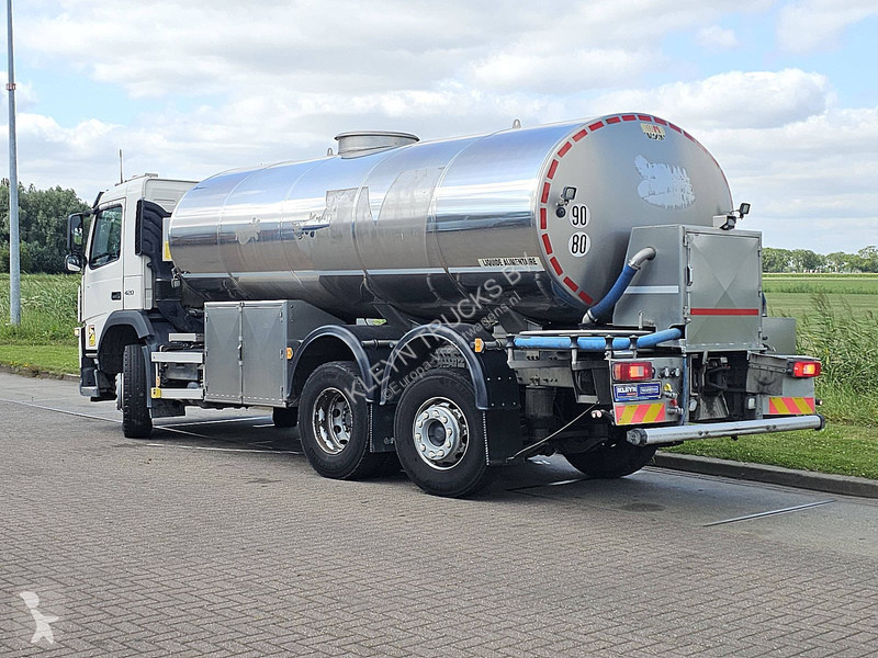 شاحنة Volvo 420 FOODTANK FOODSTUFF