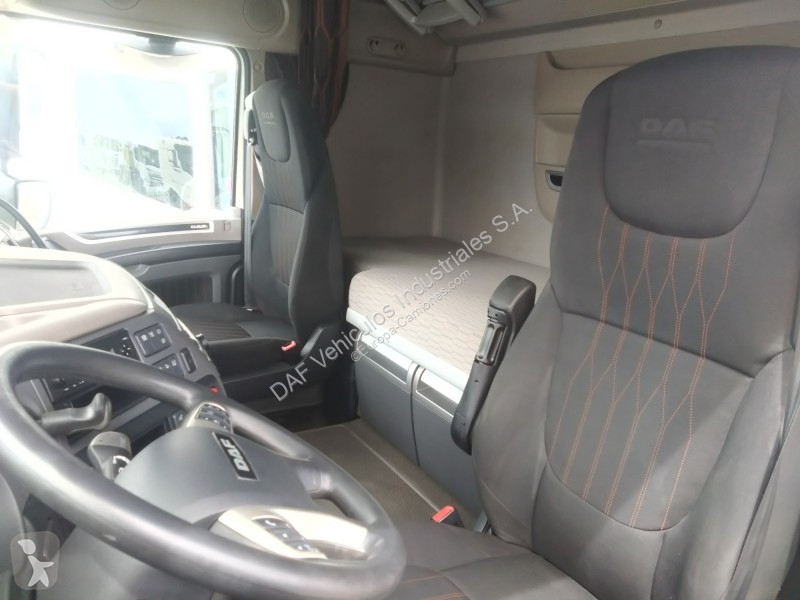 شاحنة DAF 480 FAR 6X2 R