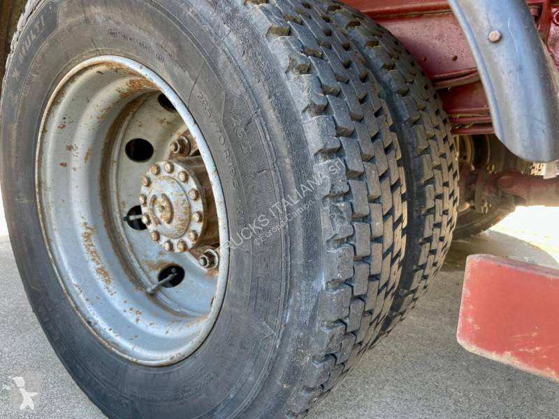 شاحنة Iveco