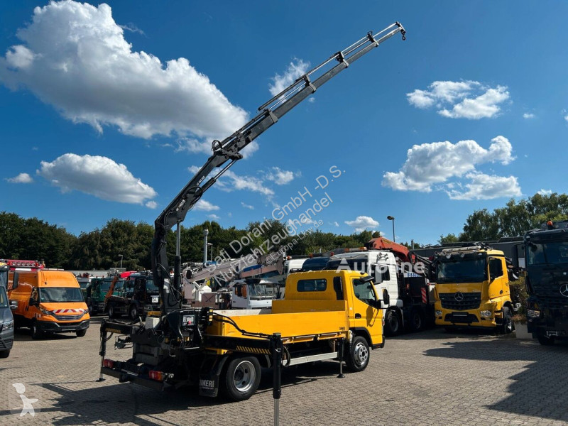 شاحنة Mitsubishi XS 066 DUO