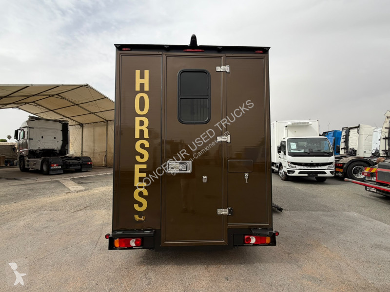 شاحنة Renault  CABALLOS