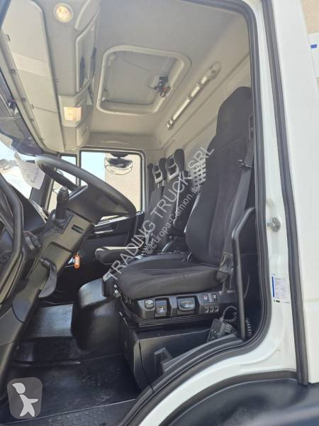 شاحنة Iveco