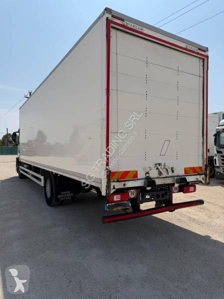 شاحنة Iveco