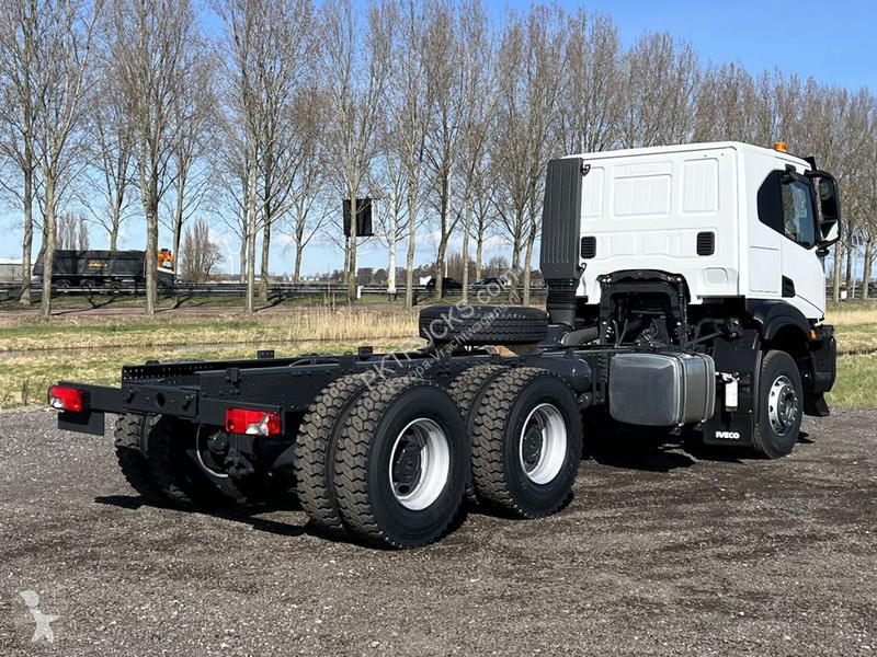 شاحنة Iveco AT380T47H-4200 Chassis Cabin (5 units)