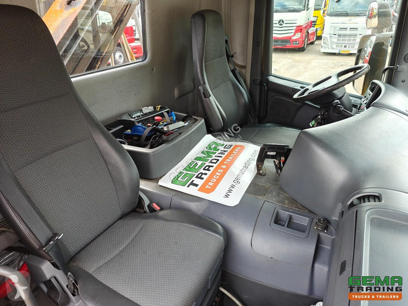 Camion Scania P 320 B 6X2*4 Day Cab EEV - 9T...