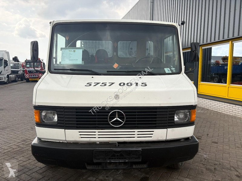 شاحنة Mercedes 609 + CAR TRANSPORTER + WINCH +...