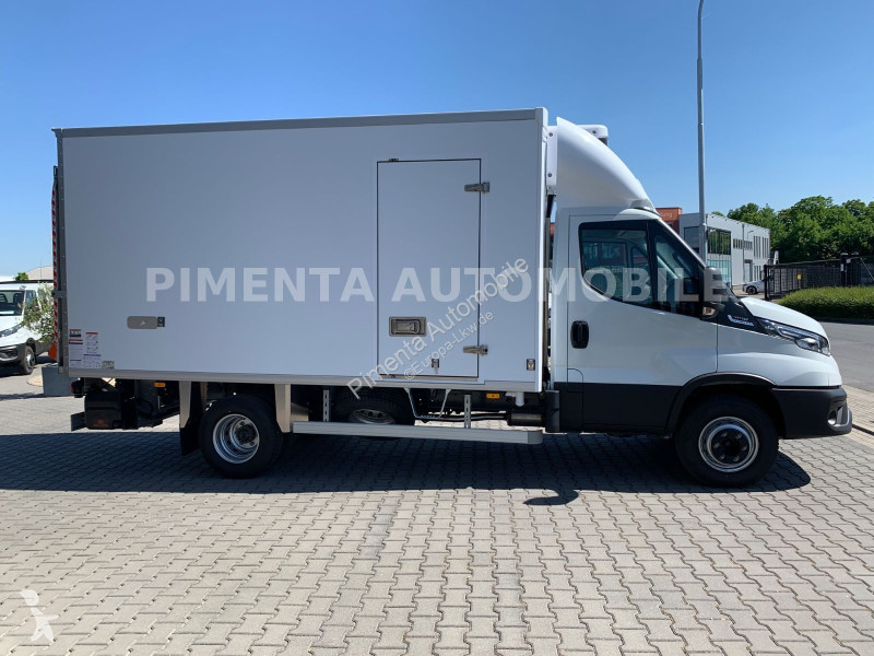 Furgoneta Iveco 70C18A8P TK AUT LUF TRENNWAN...