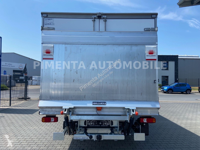 شاحنة Iveco 70C18A8P AUT LUF TK 2,46m BR LED...