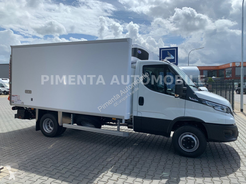 شاحنة Iveco 70C18A8P TK AUT LUFTFED HÖHE 2,95m...