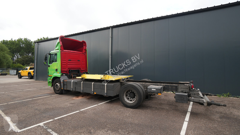 شاحنة  1824 electric chassis truck 188.300km