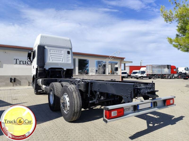 شاحنة Iveco