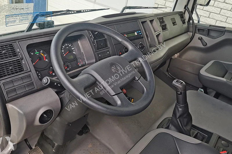 شاحنة Volkswagen Constellation 31.320 DC Tipper...