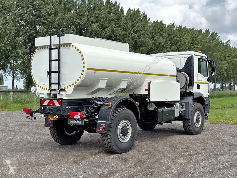 Camión MAN 18.250 BB Fuel Tank Truck (2 units)