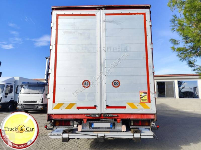 شاحنة Iveco
