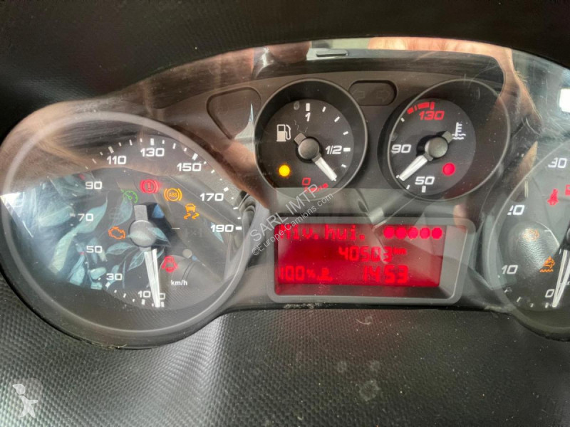 Véhicule utilitaire Iveco DOUBLE CABINE 4X4...
