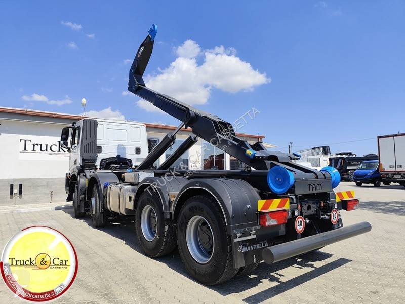 شاحنة Iveco