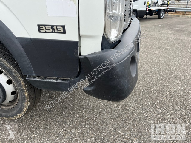 Lastbil Nissan 35.13