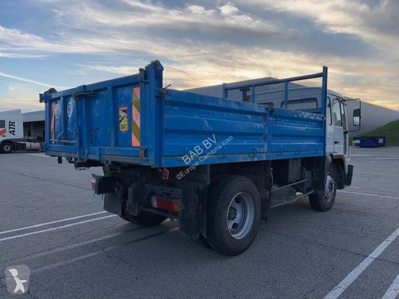 شاحنة Volvo