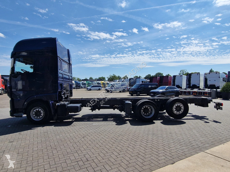شاحنة DAF 530 6X2 - steel / air - steering axle...