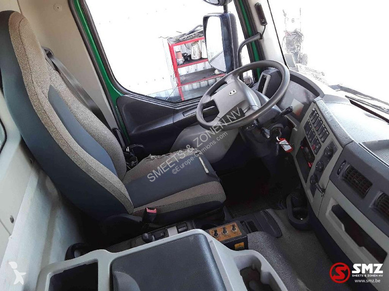 شاحنة Volvo 320