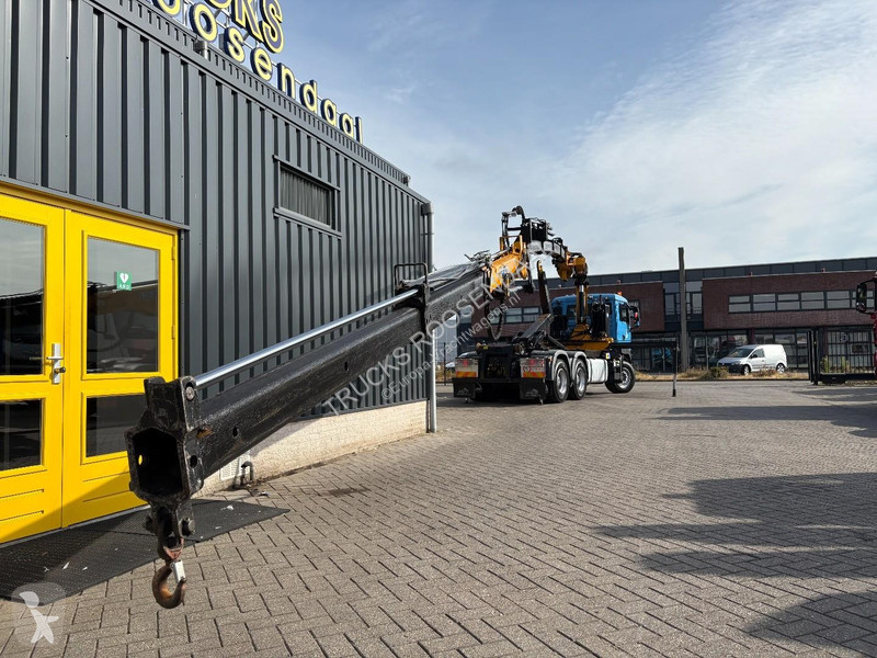 شاحنة MAN 33,360 + EFFER 210/4S 4 X EXT. + JIB...