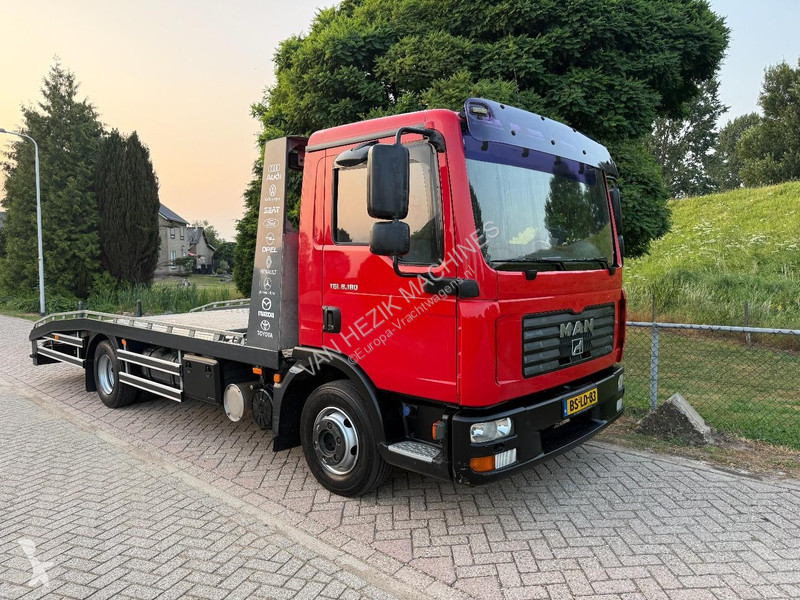 شاحنة MAN 8.180  Winch ramp truck