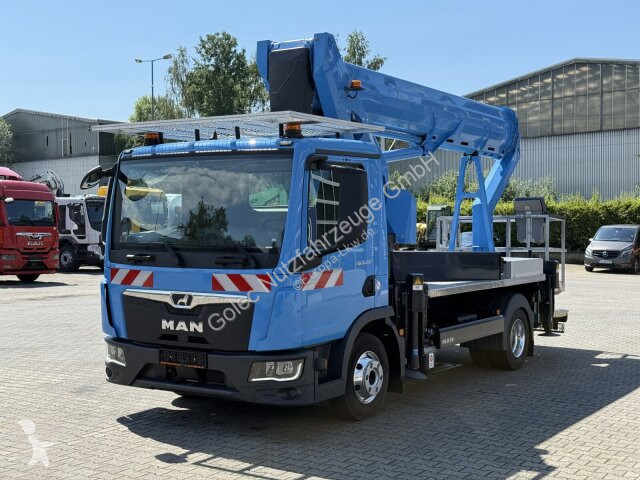 شاحنة MAN TGL 8.160 4X2 BB Hubarbeitsbühne...