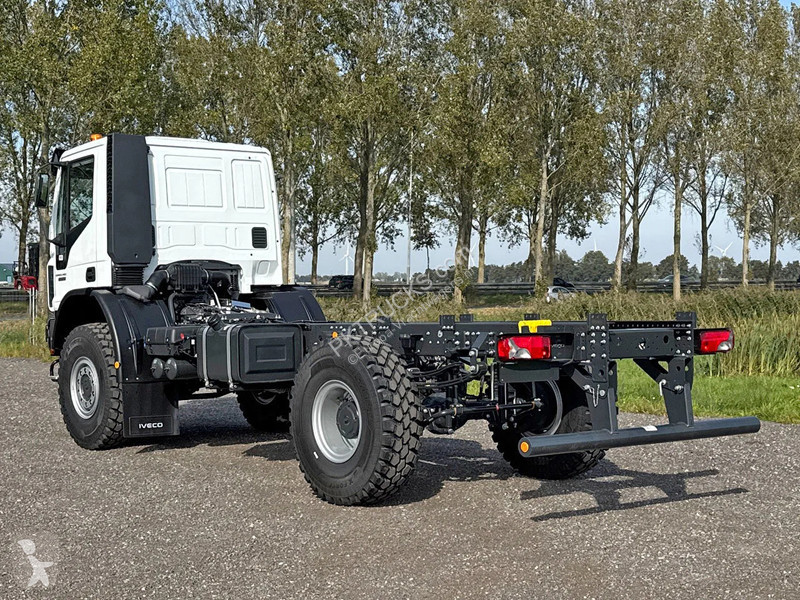 شاحنة Iveco EuroCargo 150 E25WS-4150 Chassis...