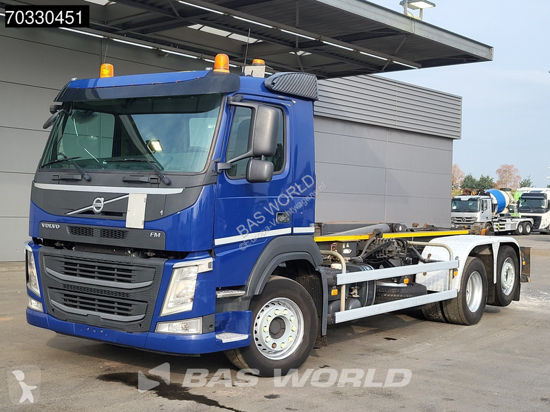 Lastbil Volvo 6X2 DayCab Lift+Steering Axle VDL...
