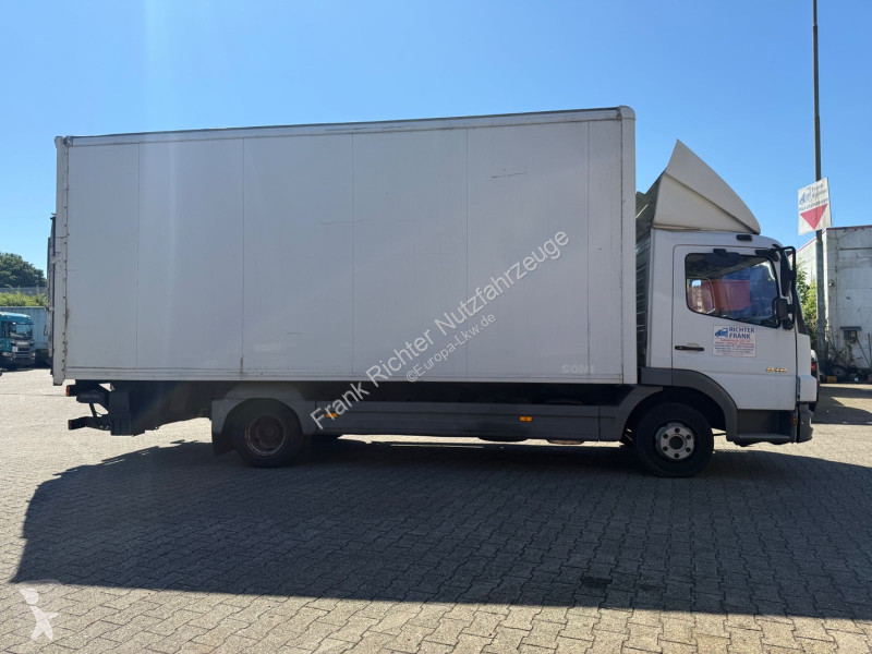 شاحنة Mercedes 818 HU02/27, LBW, Rockinger AHK