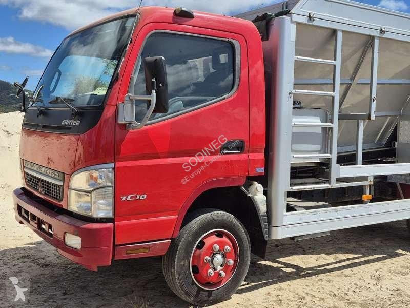 شاحنة Mitsubishi  FUSO CANTER 7C18